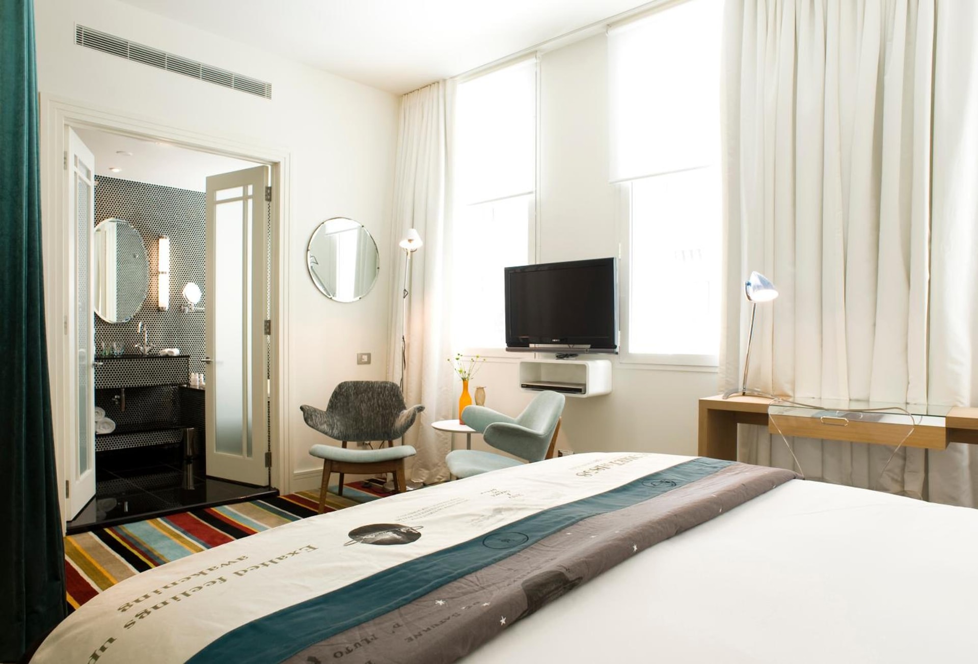 Hotel DeBrett