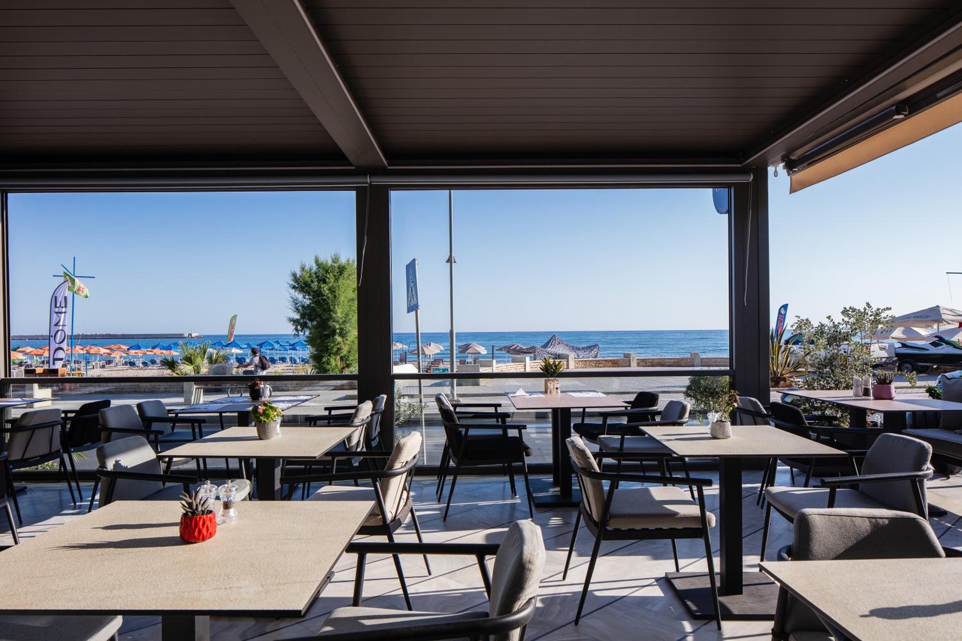 Steris Elegant Beach Hotel