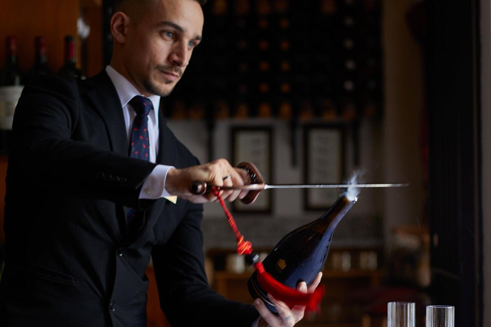 bar
