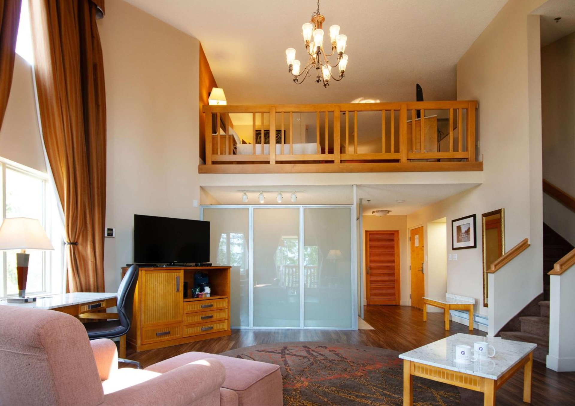 Coast Hillcrest Hotel