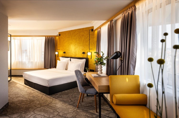 hotel image 0