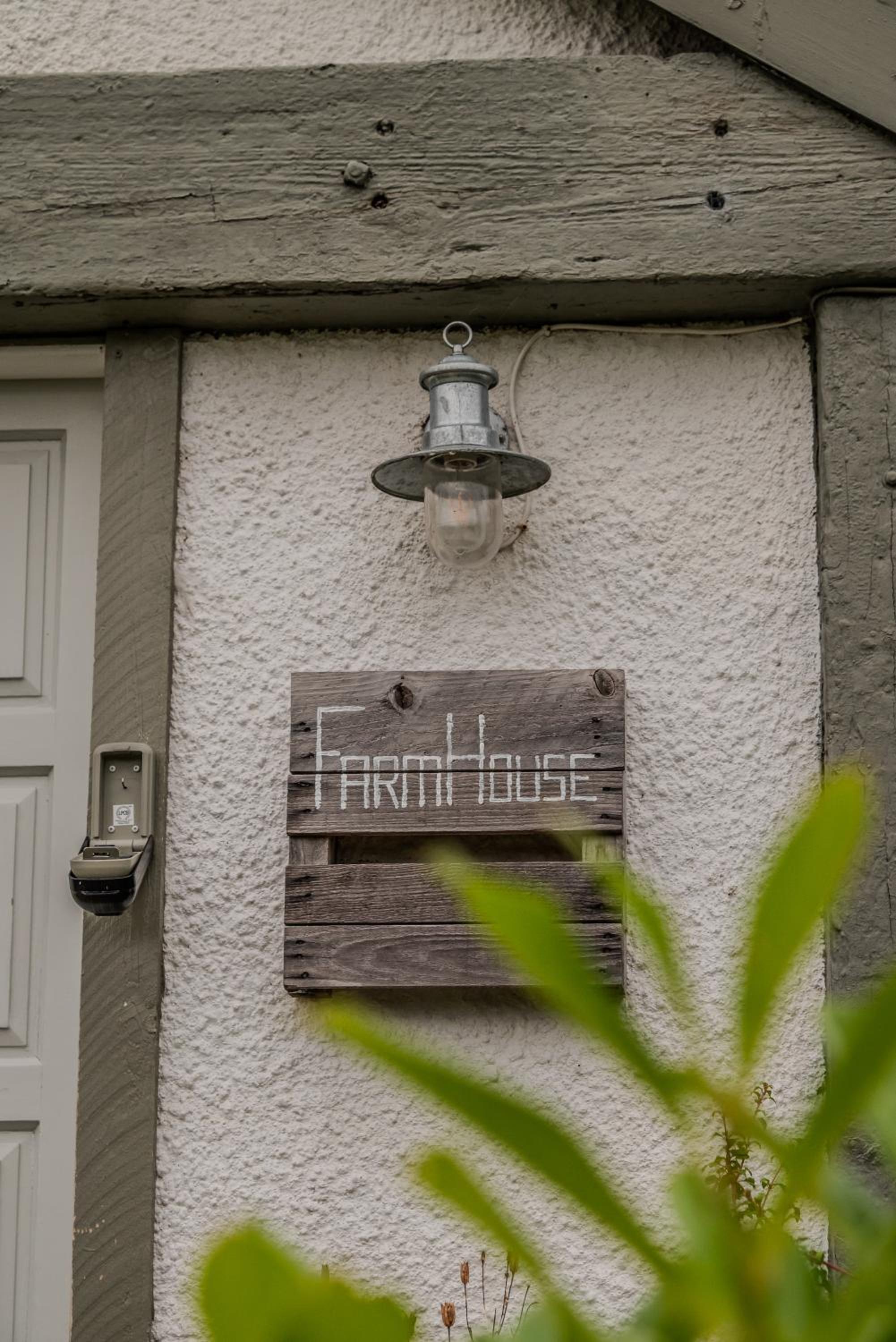Old Kyle Farm - Stunning Views - 2 mins from Skye Bridge