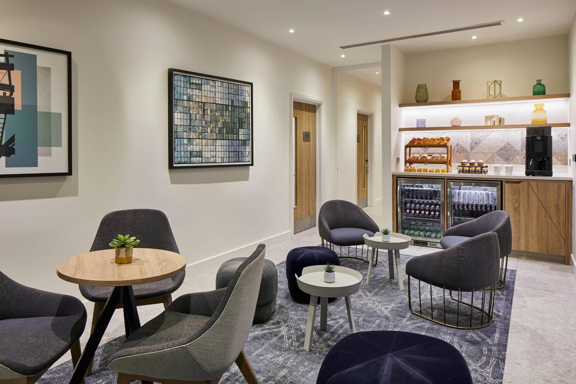 Courtyard by Marriott London City Airport