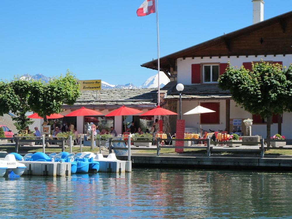 Hotel du Lac