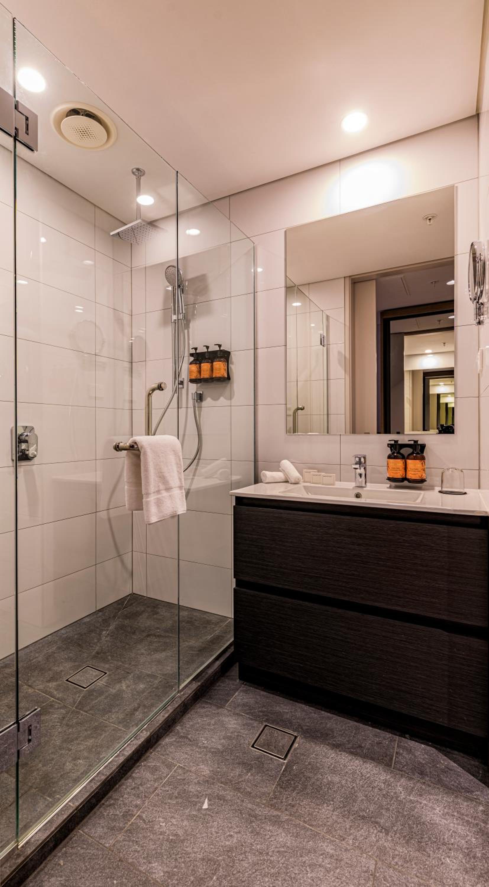 Hotel Grand Chancellor Auckland