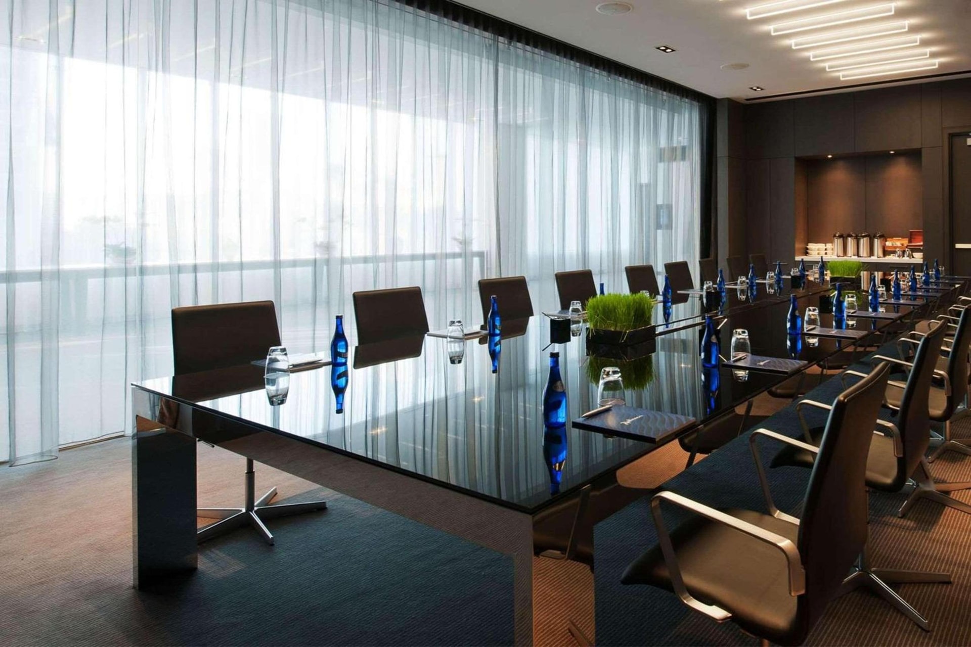 Radisson Blu Aqua Hotel, Chicago