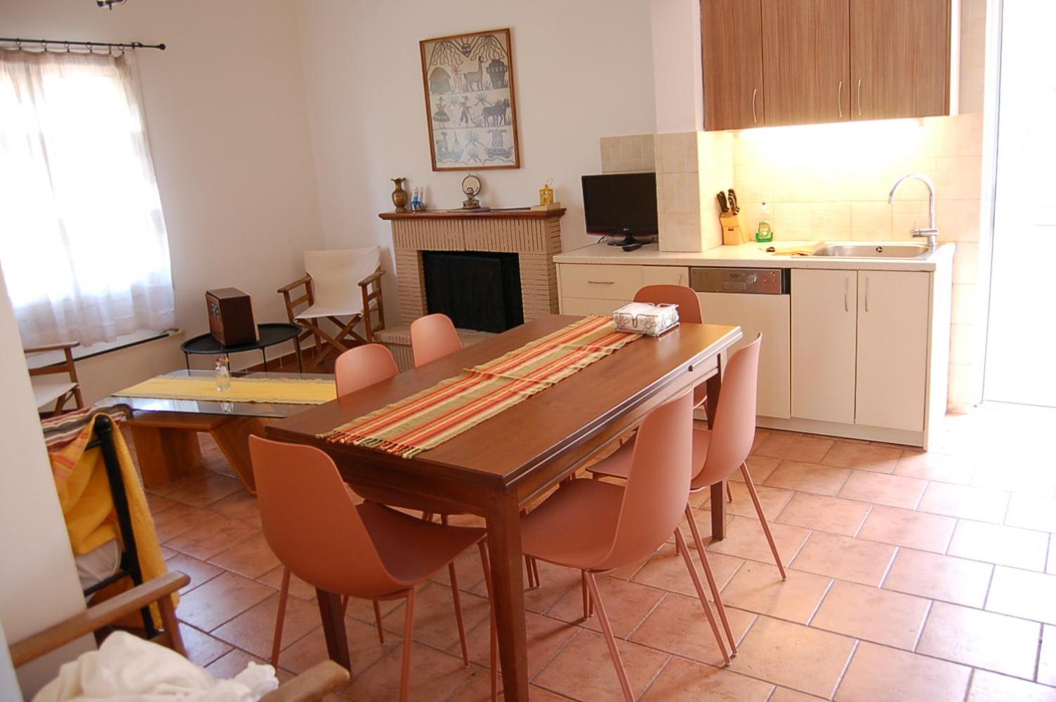 Comfortable Apartment Near The Sea