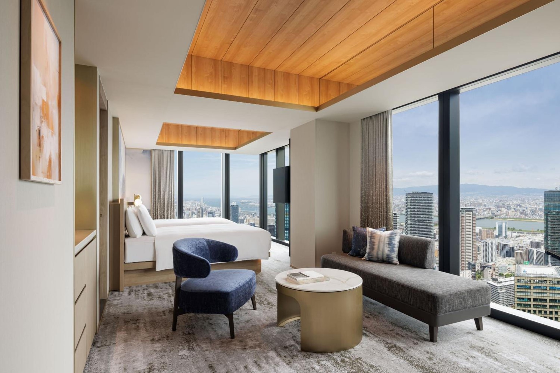 THE OSAKA STATION HOTEL, Autograph Collection