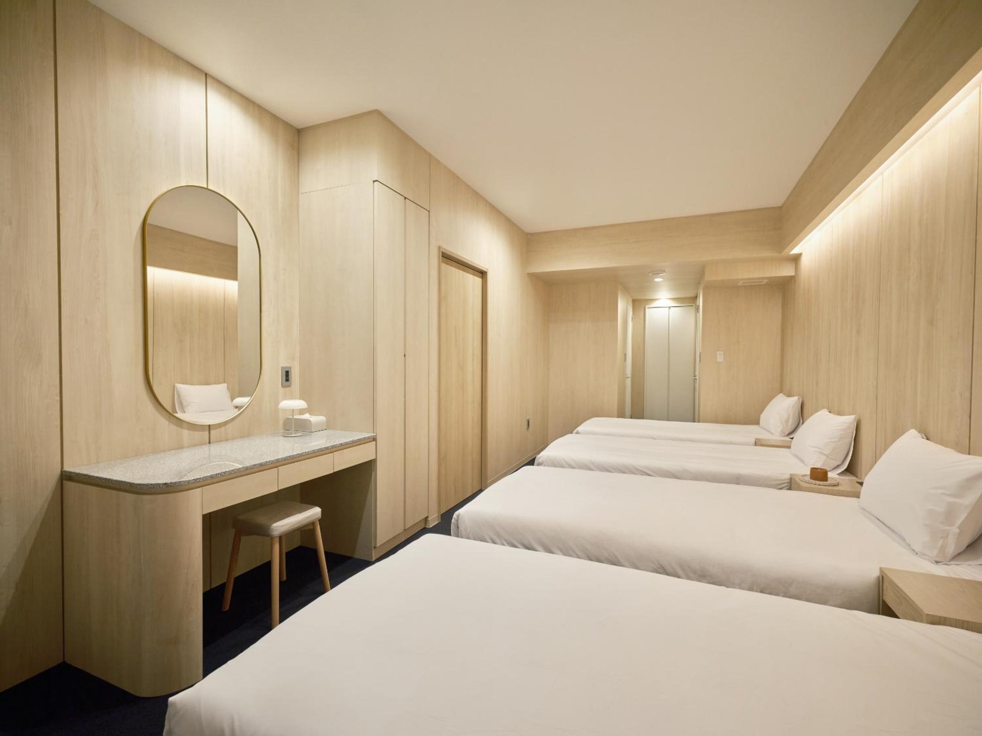UH Suite Namba Station