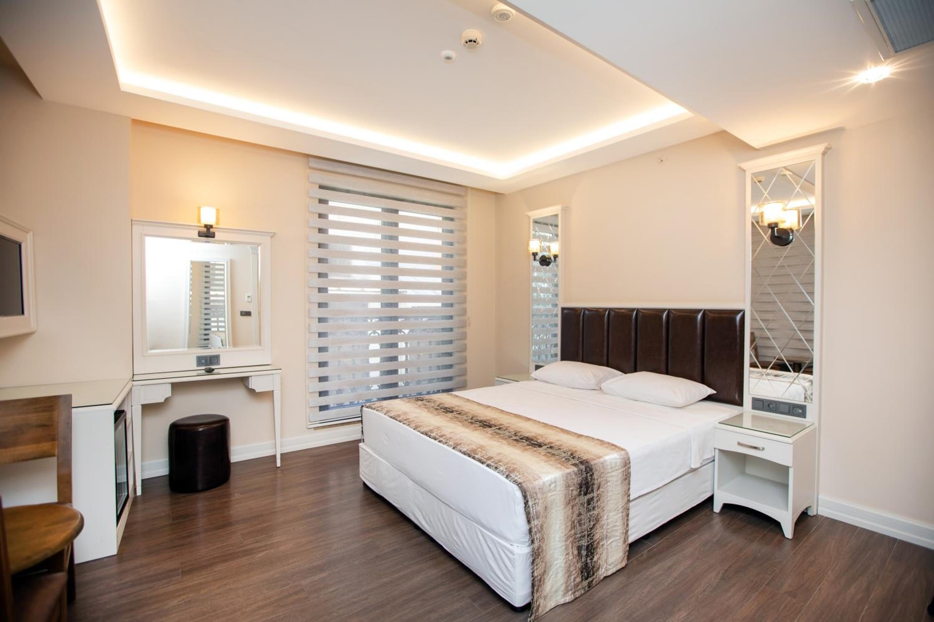 PRAG HOTEL
