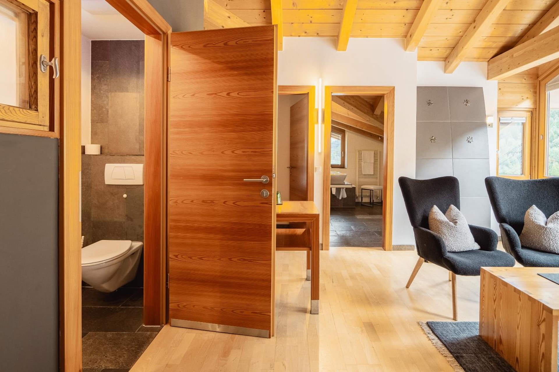 Schindler "Bed & Food Experience"