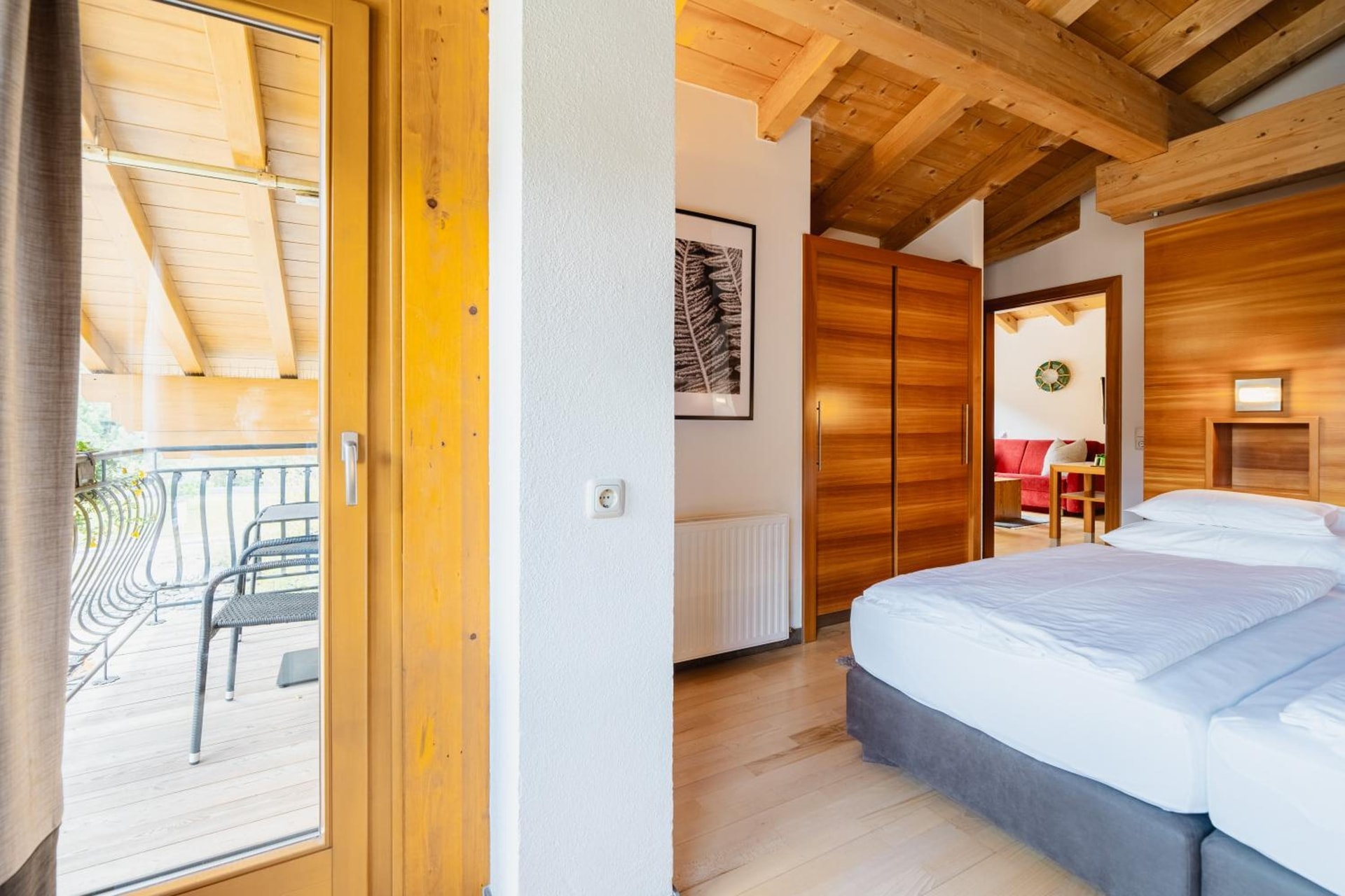 Schindler "Bed & Food Experience"