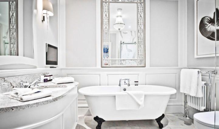 Thornton Hall Hotel & Spa