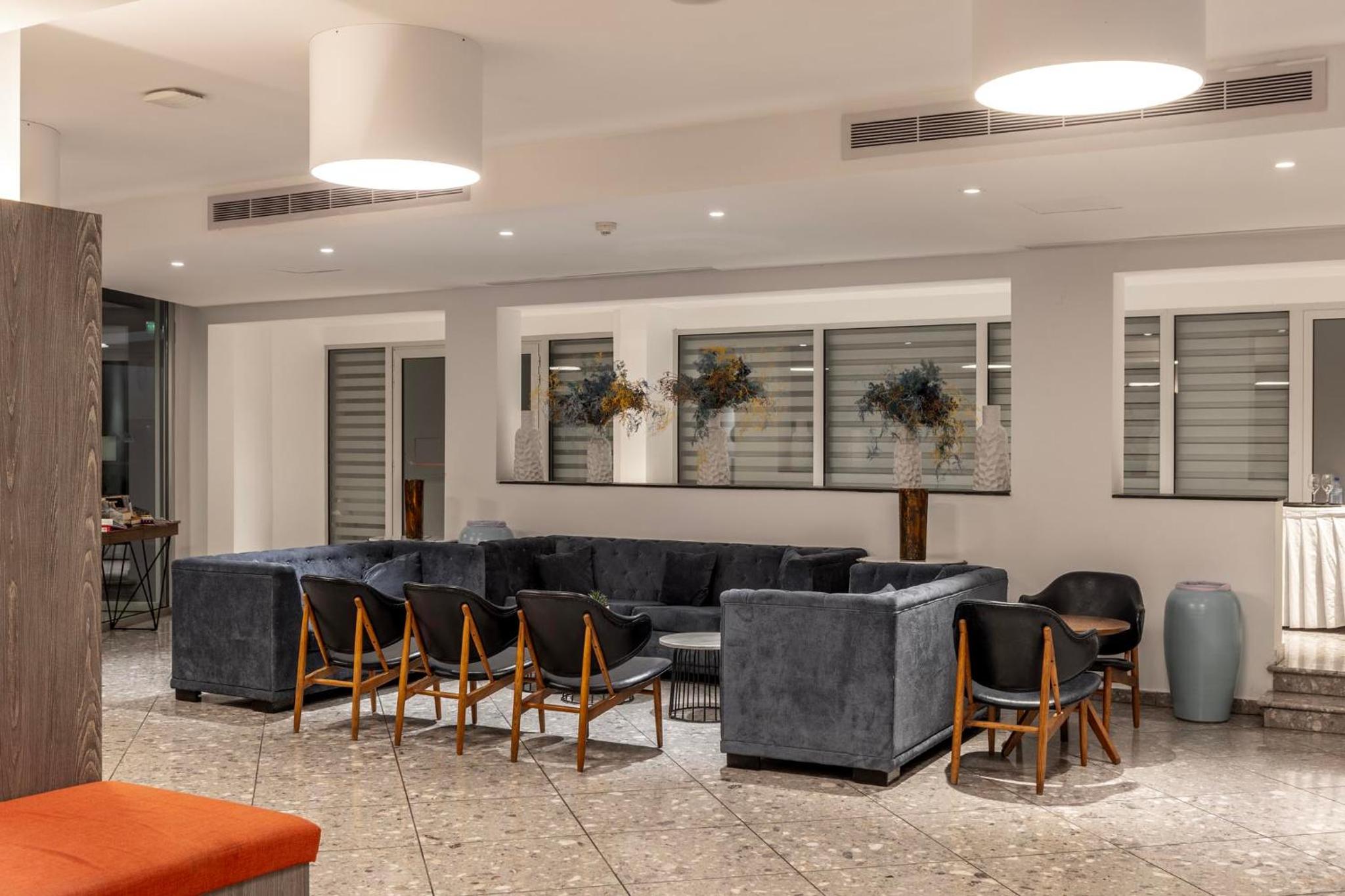 Park Beach Hotel