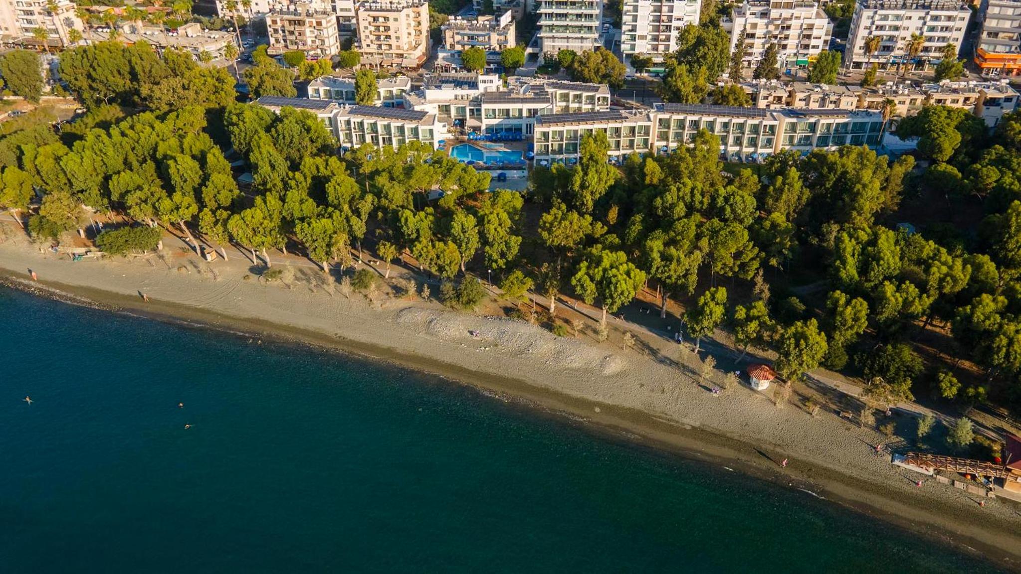 Park Beach Hotel