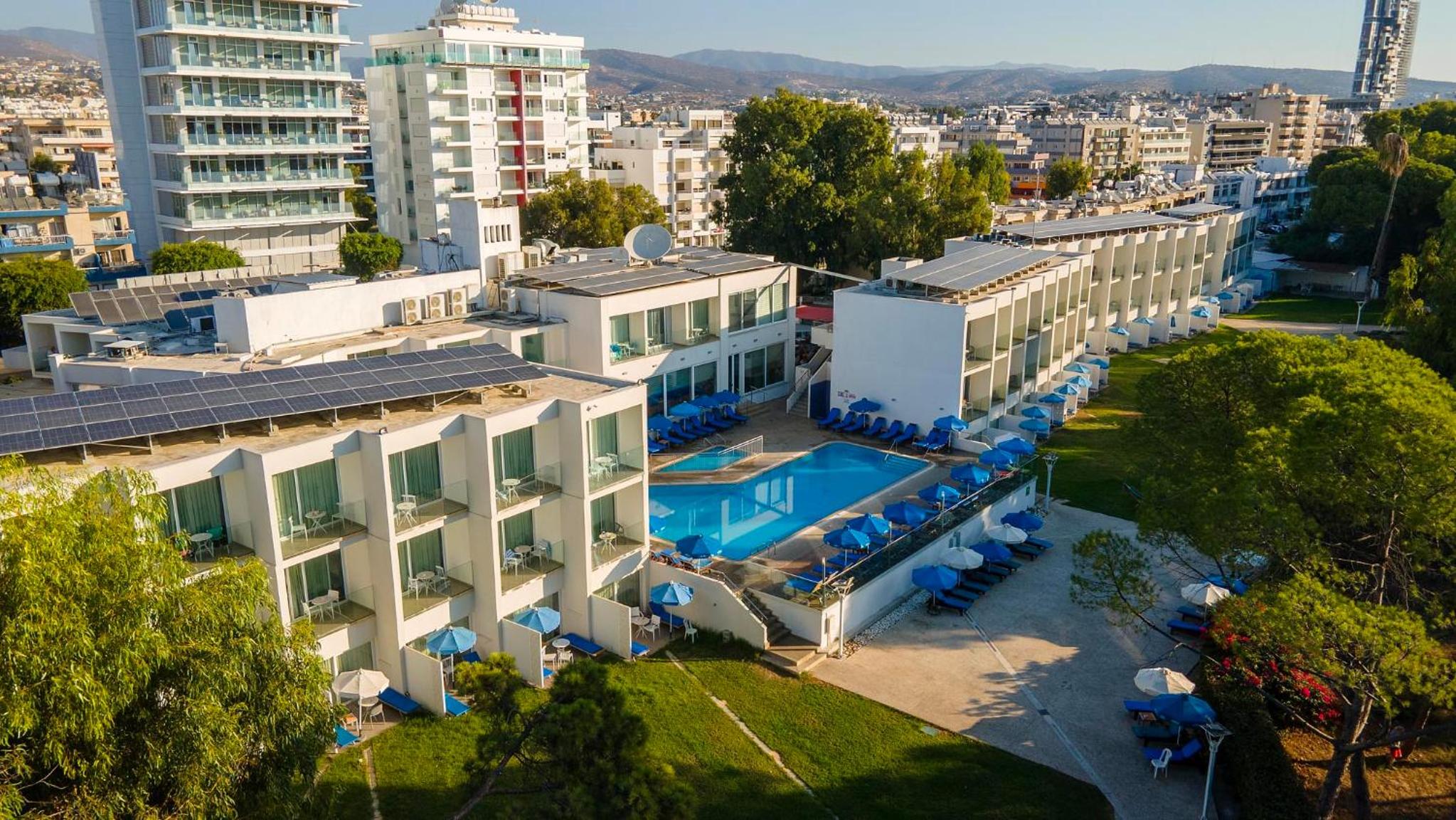 Park Beach Hotel