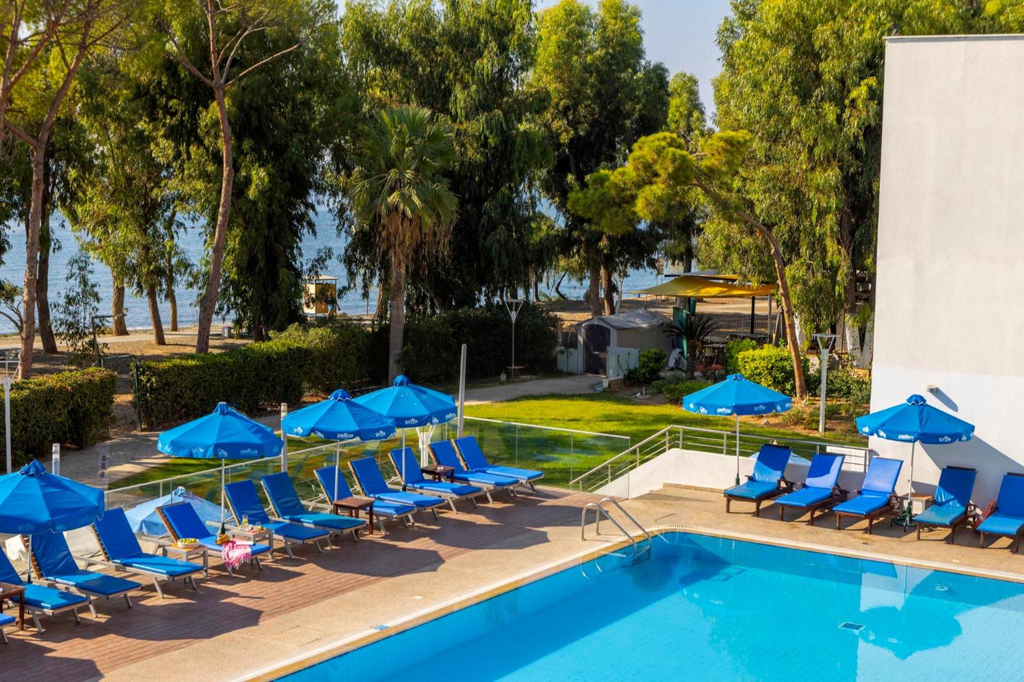 Park Beach Hotel
