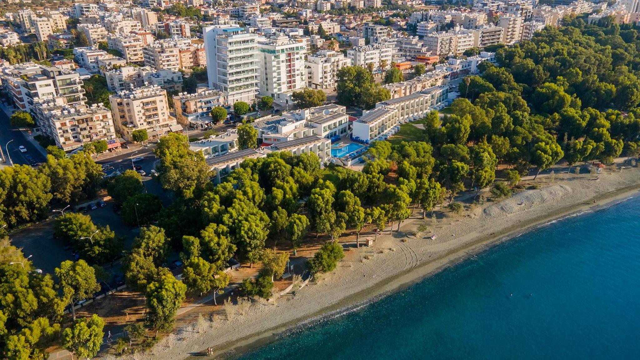 Park Beach Hotel