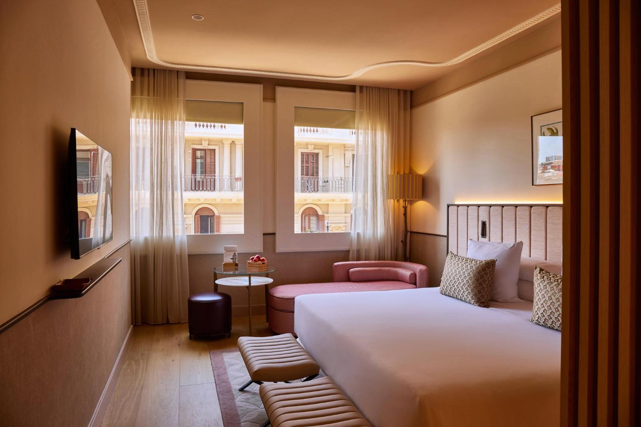 Grand Hotel Central, Small Luxury Hotels