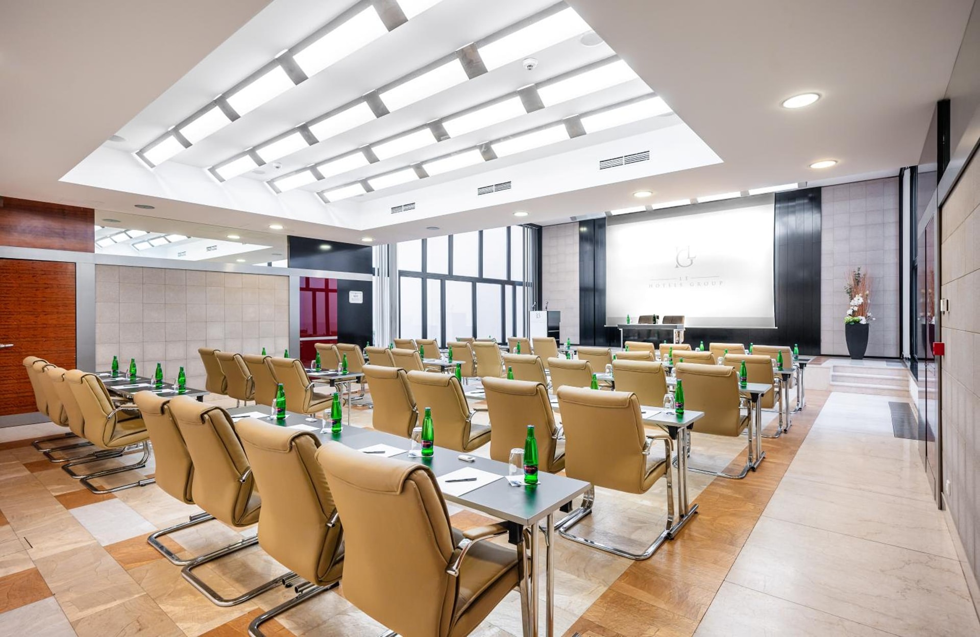 meeting & event spaces