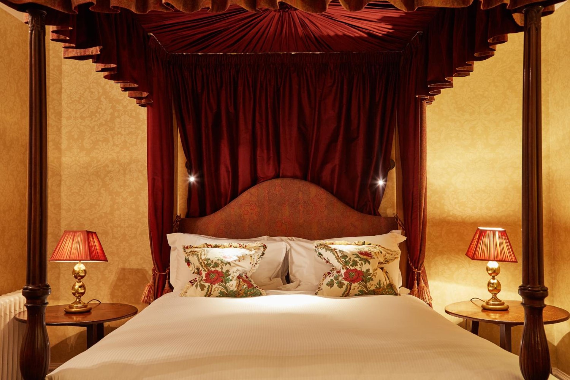 Ockenden Manor Hotel & Spa