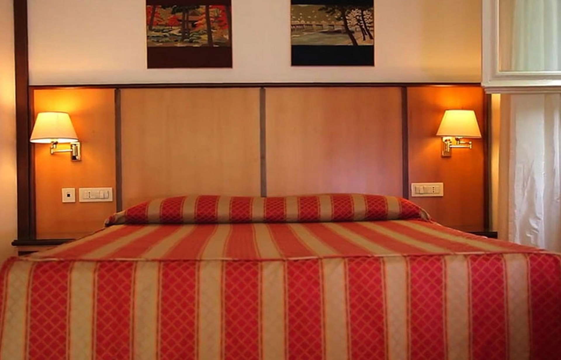Pràti Home