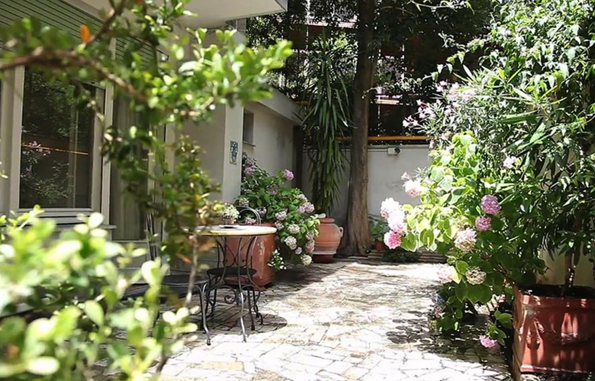 Pràti Home