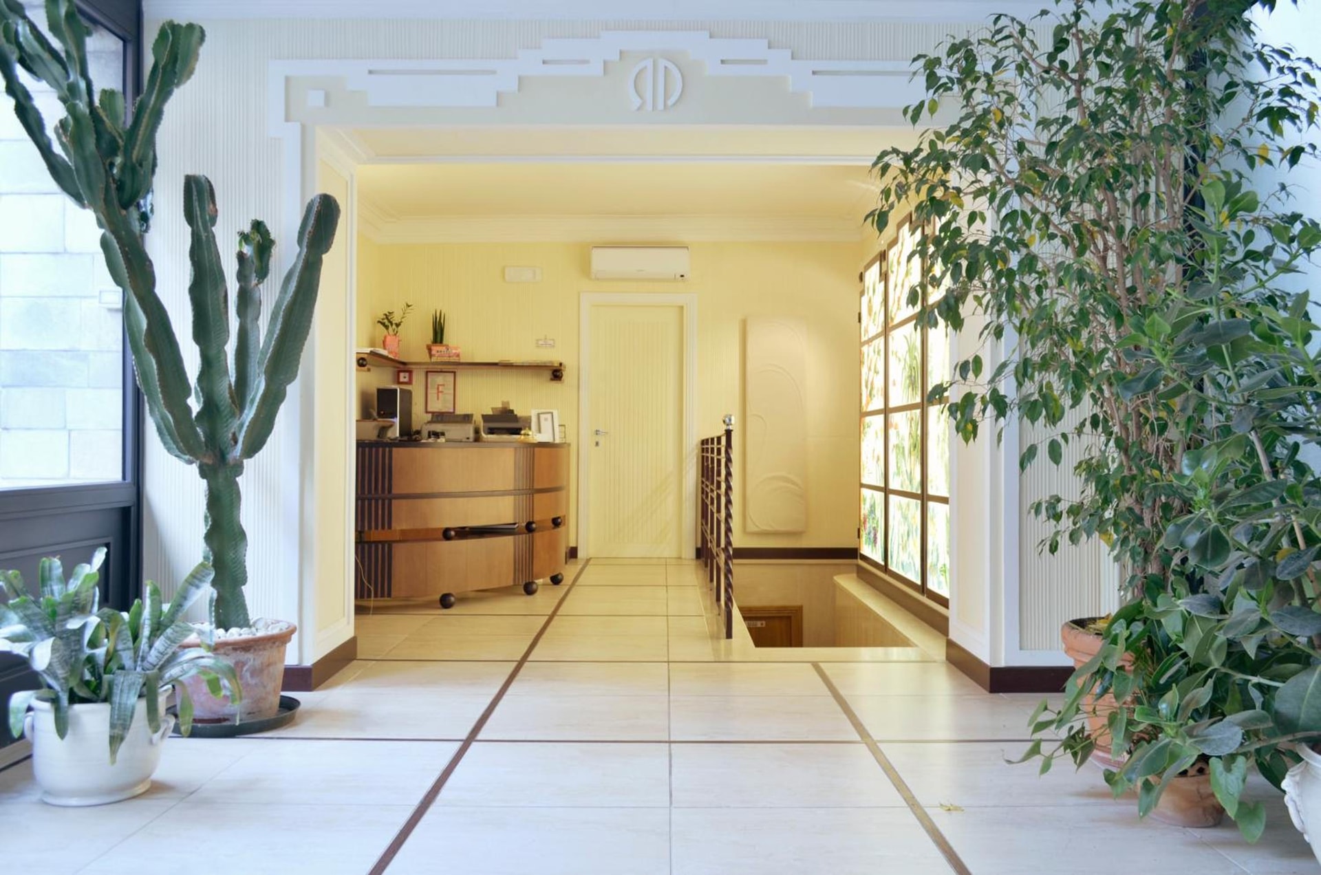 Pràti Home