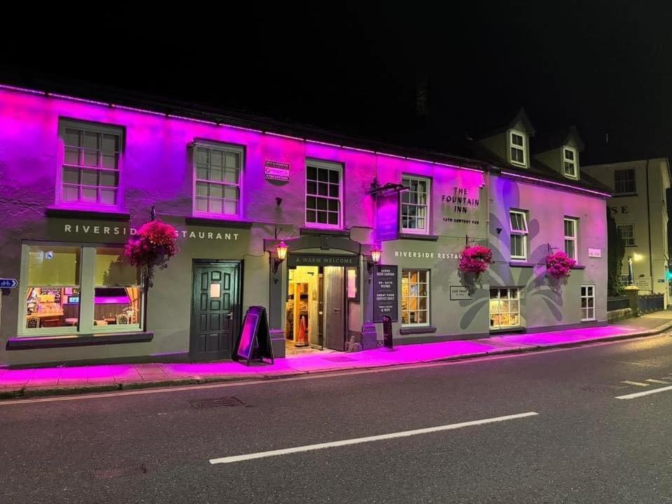 The Fountain Inn