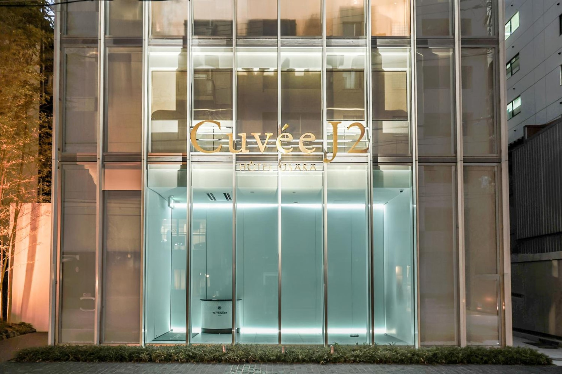 CUVEE J2 HOTEL OSAKA by Onko Chishin