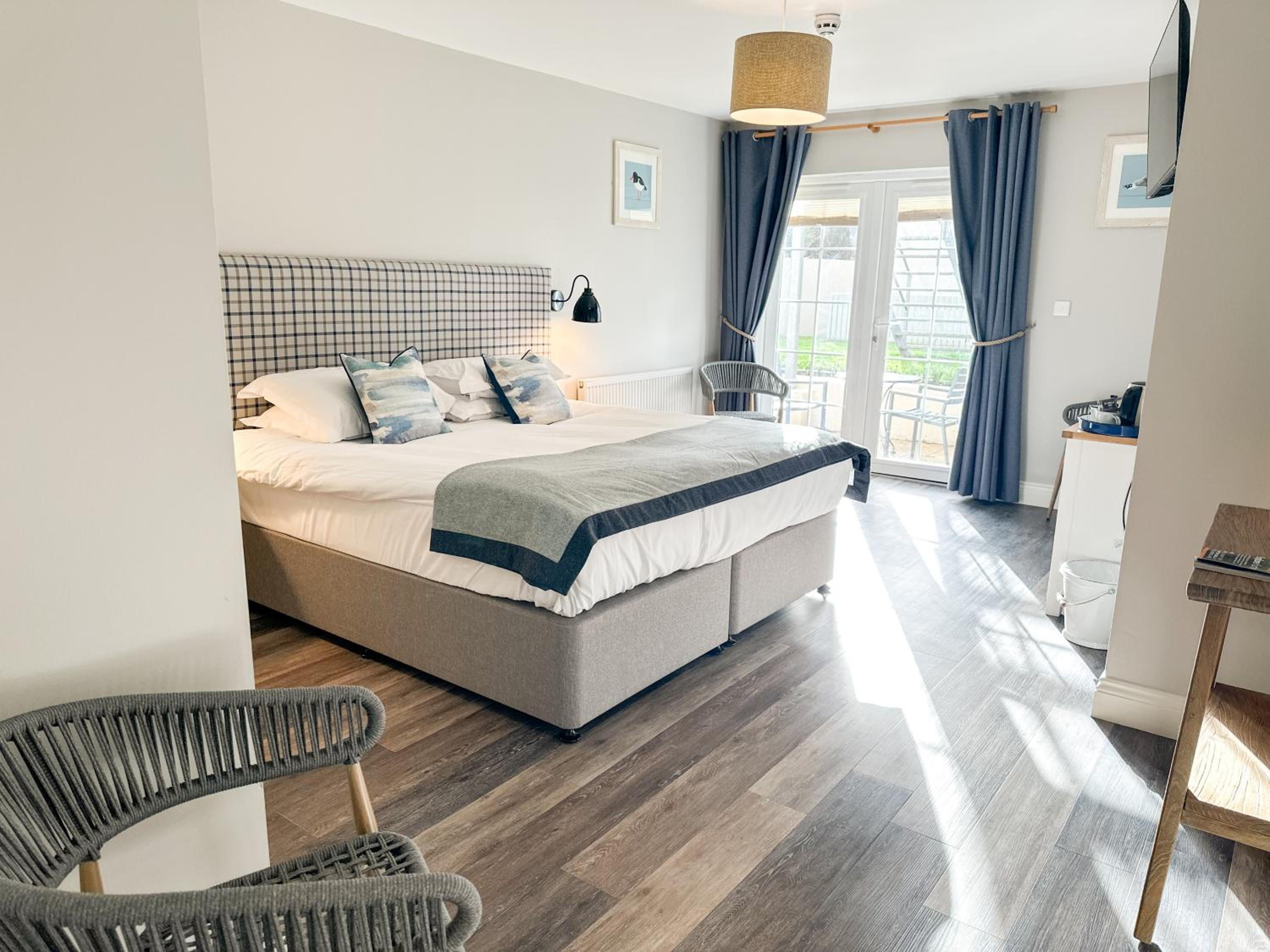 Beach House Hotel