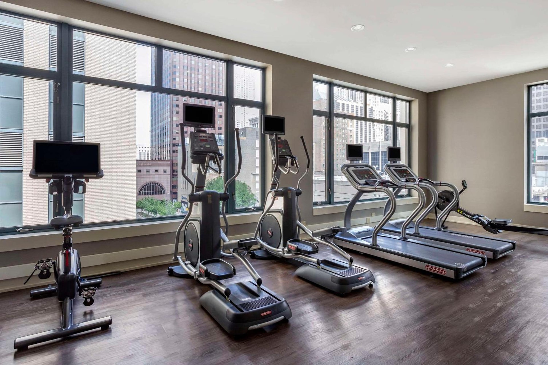 Hilton Vacation Club Hotel Blake Chicago
