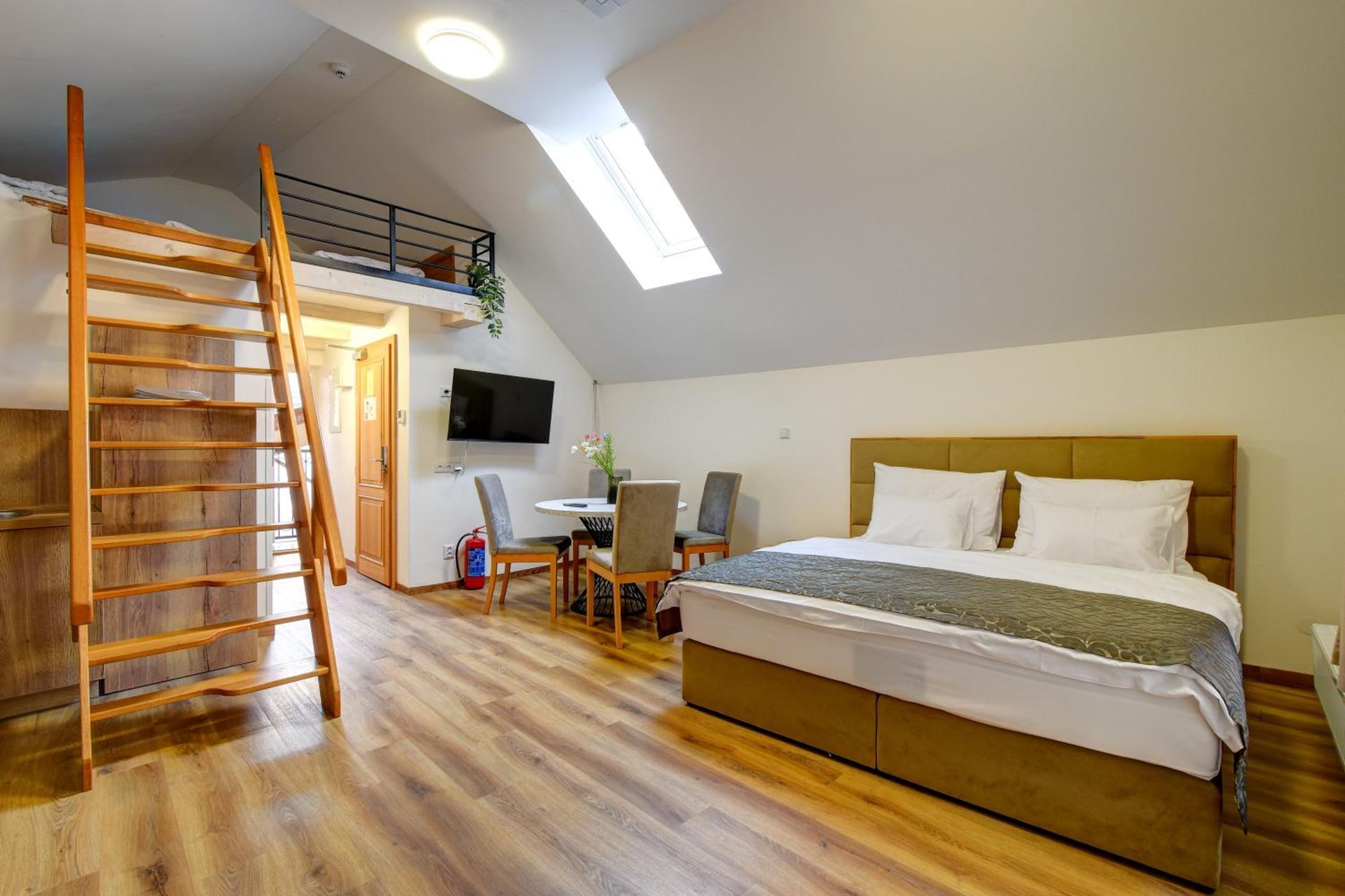 Hotel Karlova Prague