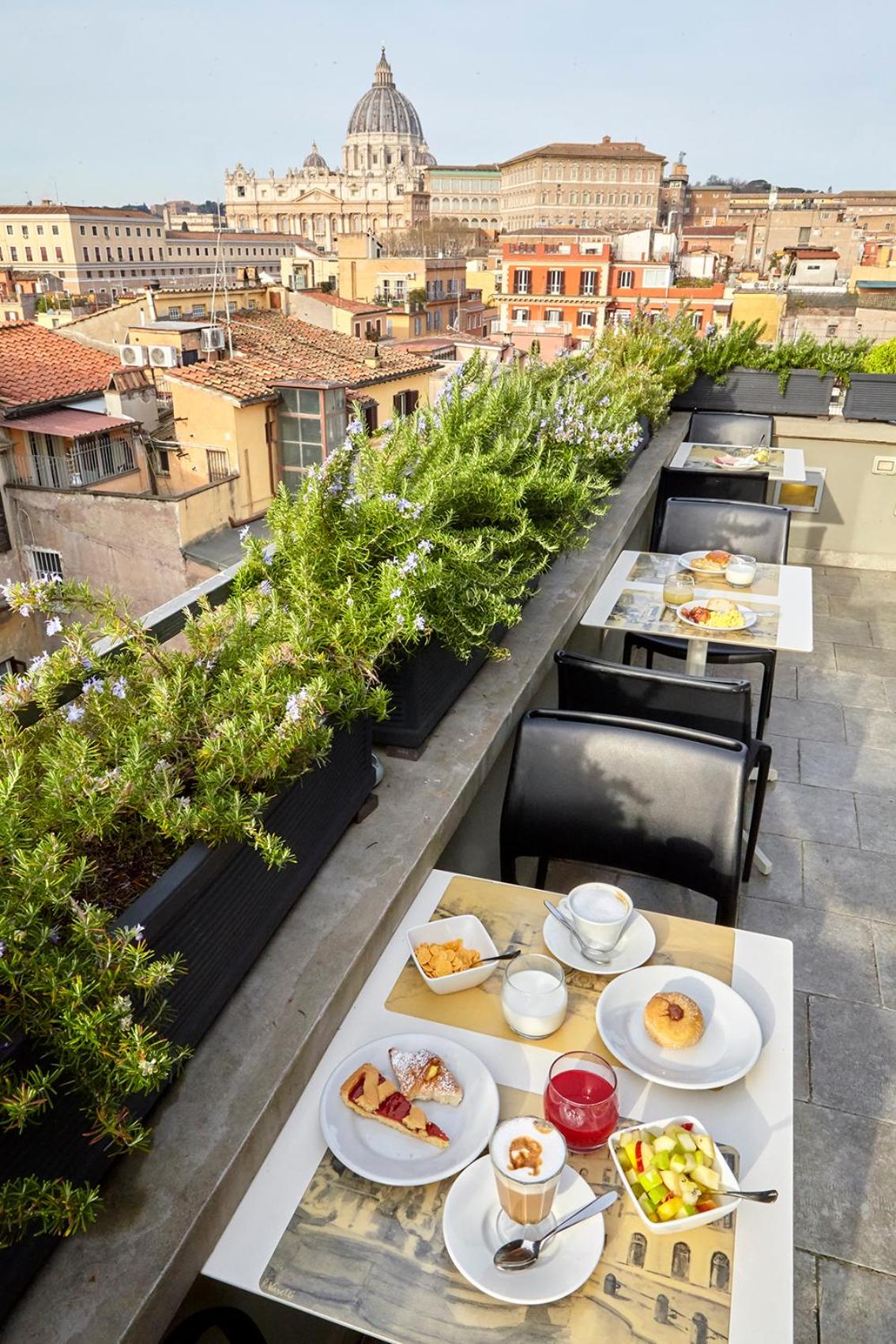 Trianon Borgo Pio Aparthotel