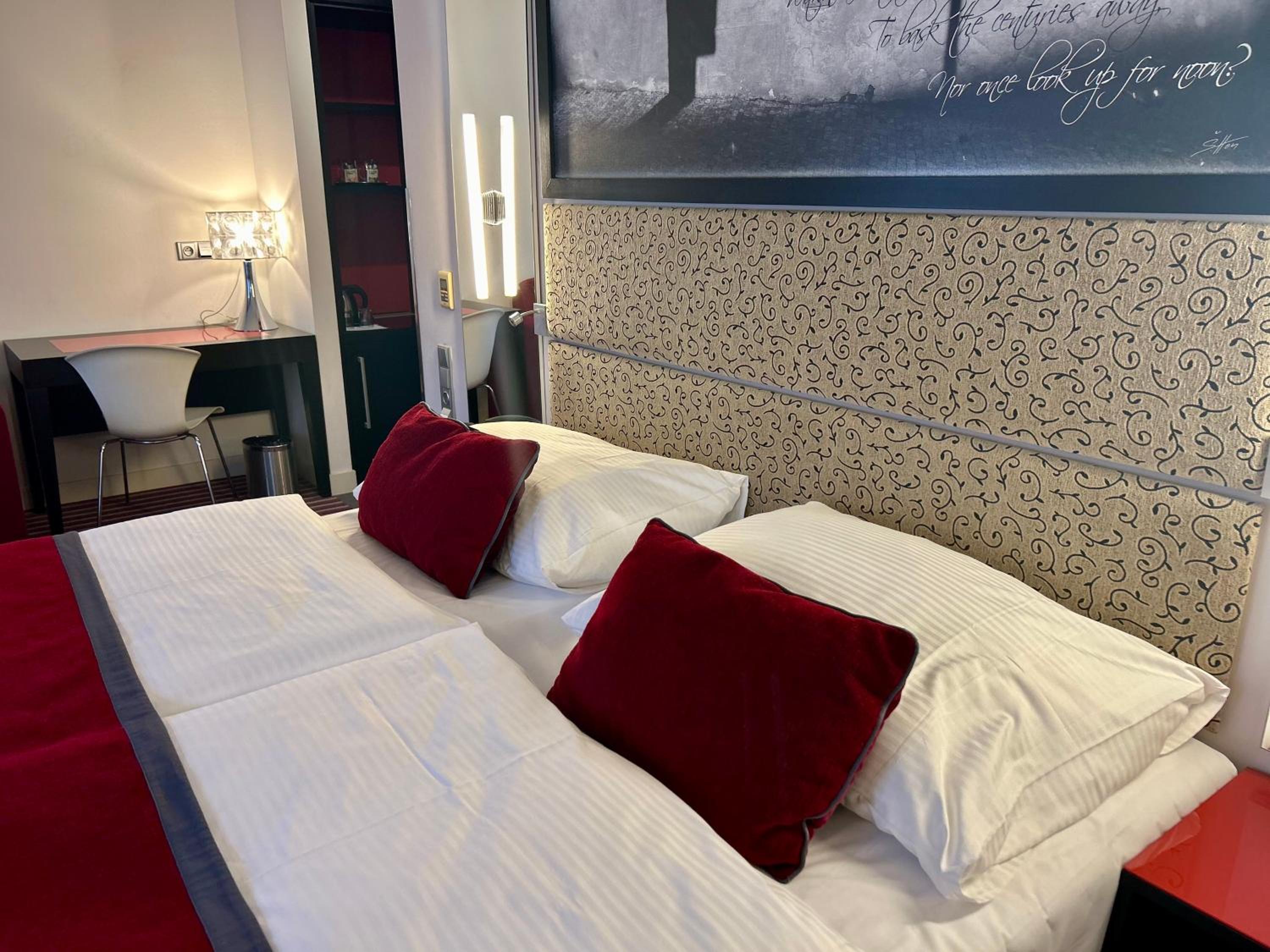 Red & Blue Design Hotel Prague