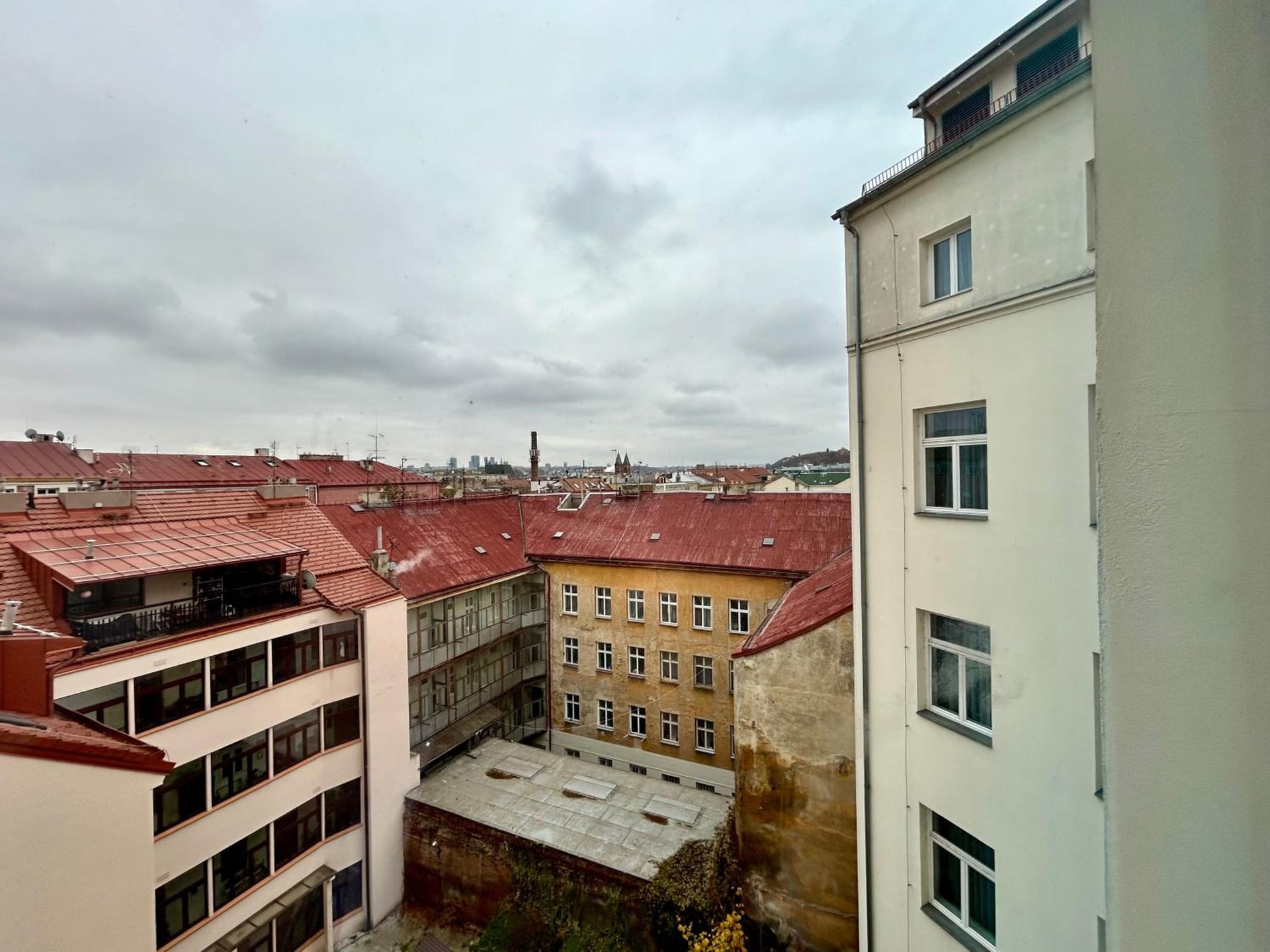 Red & Blue Design Hotel Prague