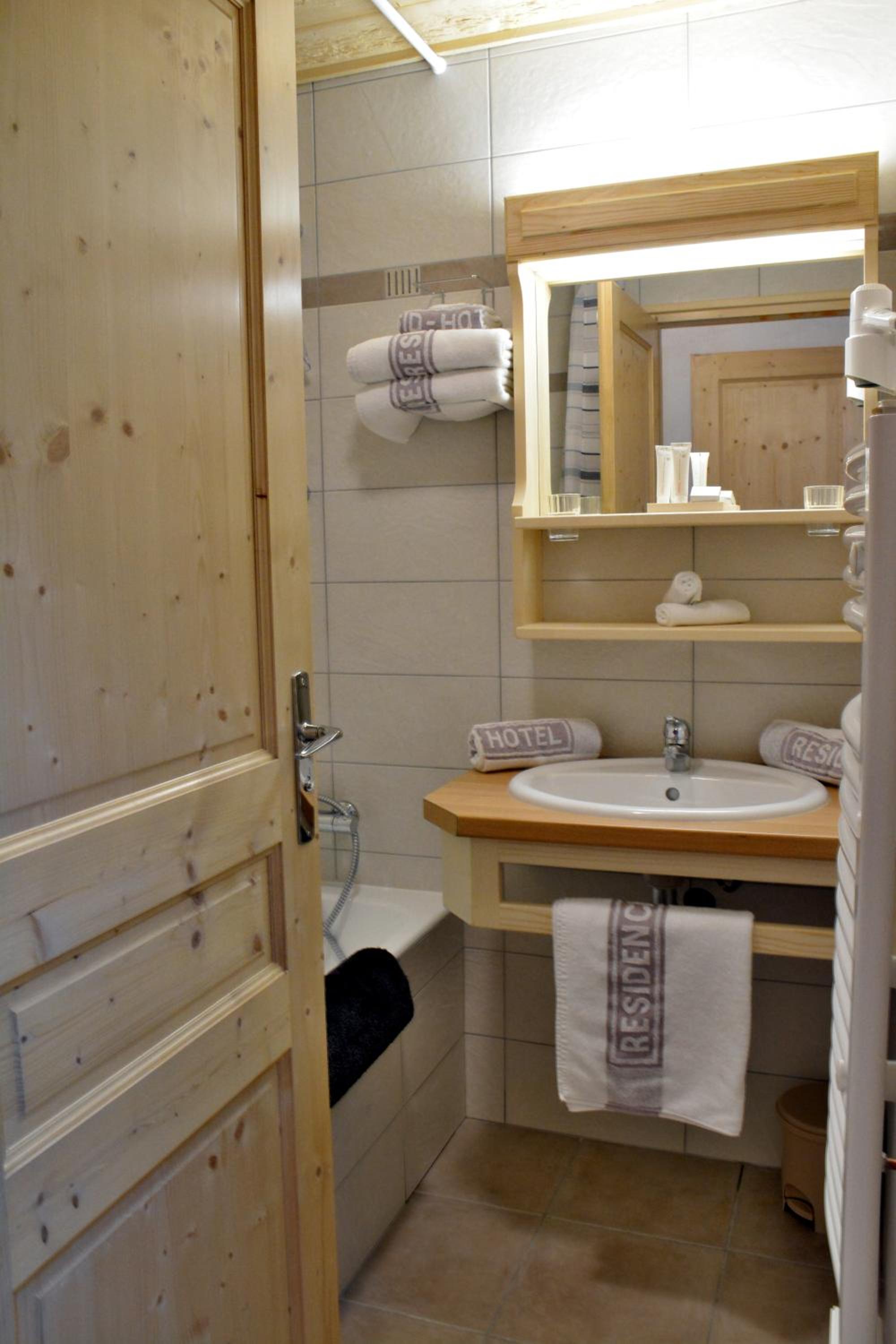 Hôtel Les Côtes, Résidence Loisirs et Chalets