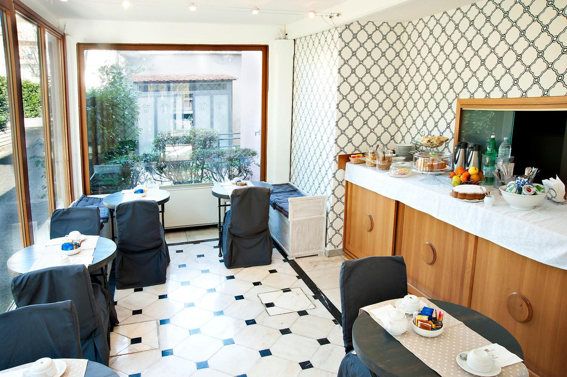 Hotel Arco Di Travertino