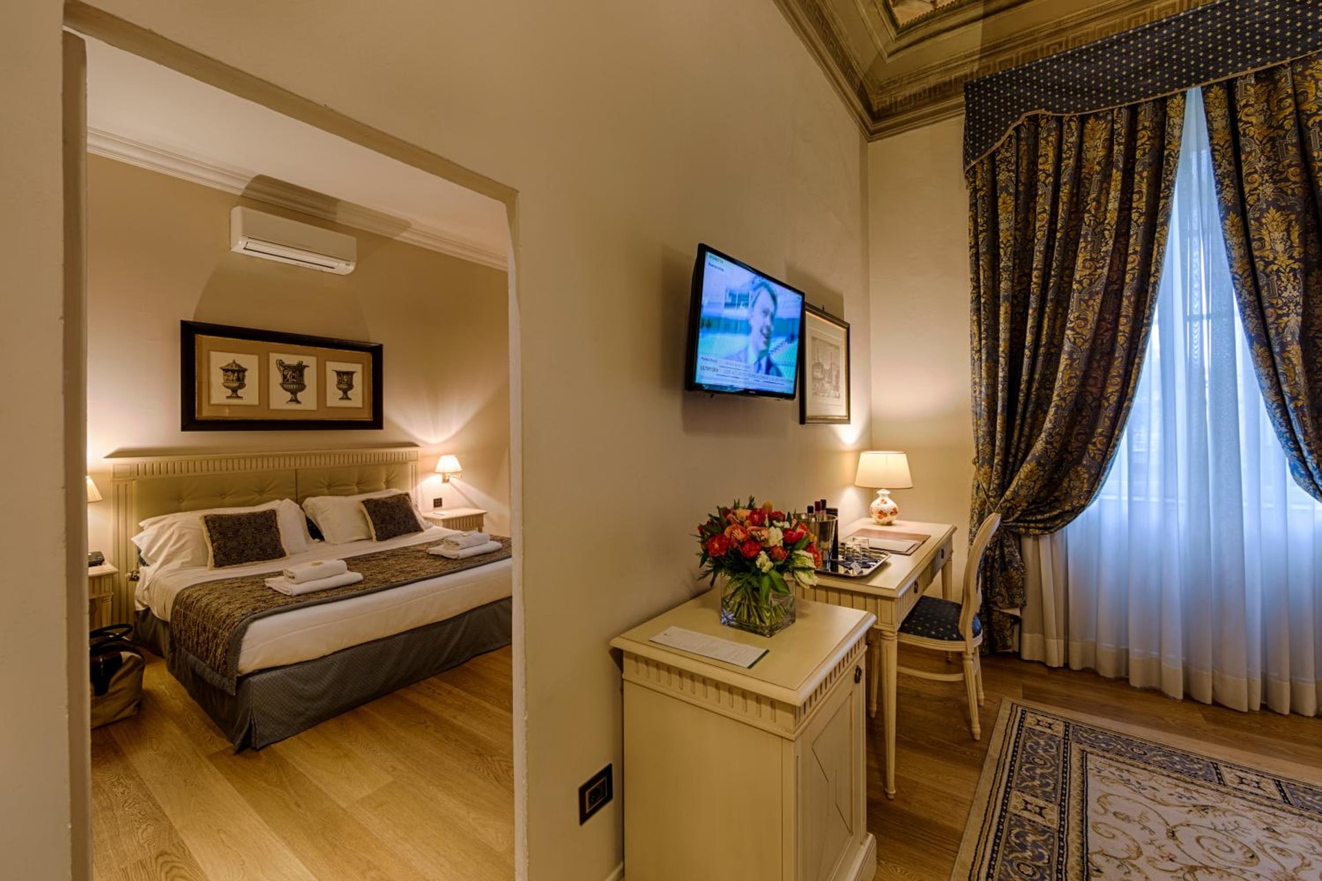 hotel room