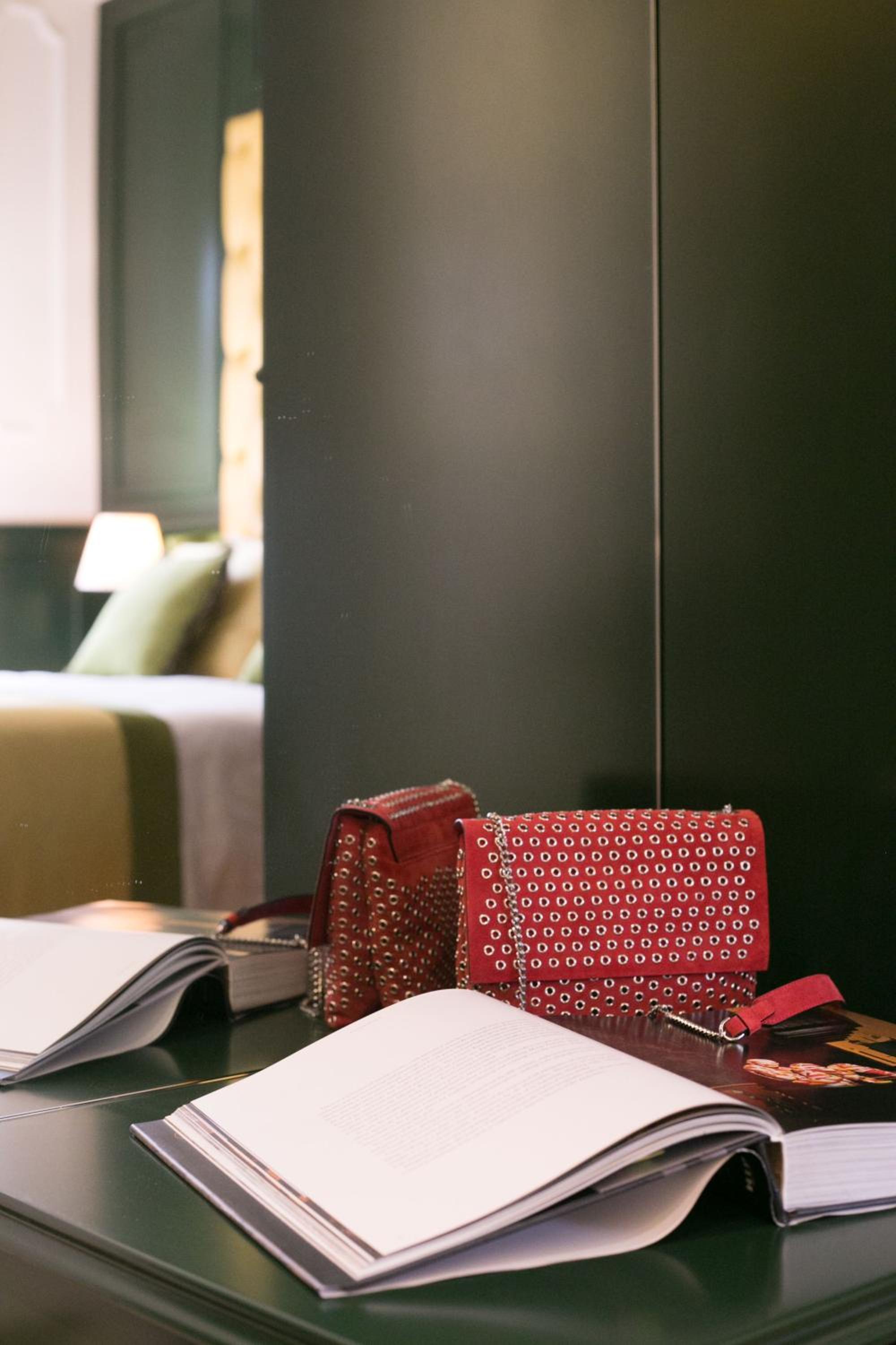 Ambra Cortina Luxury&Fashion Hotel