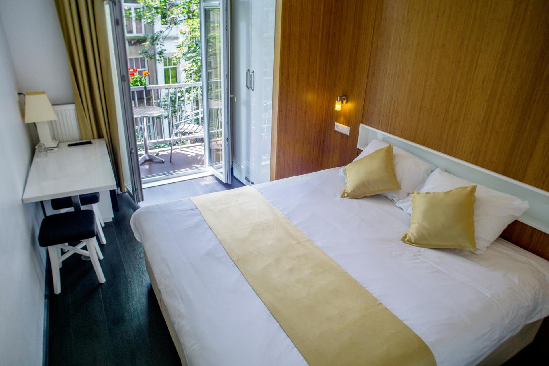 Hotel Larende