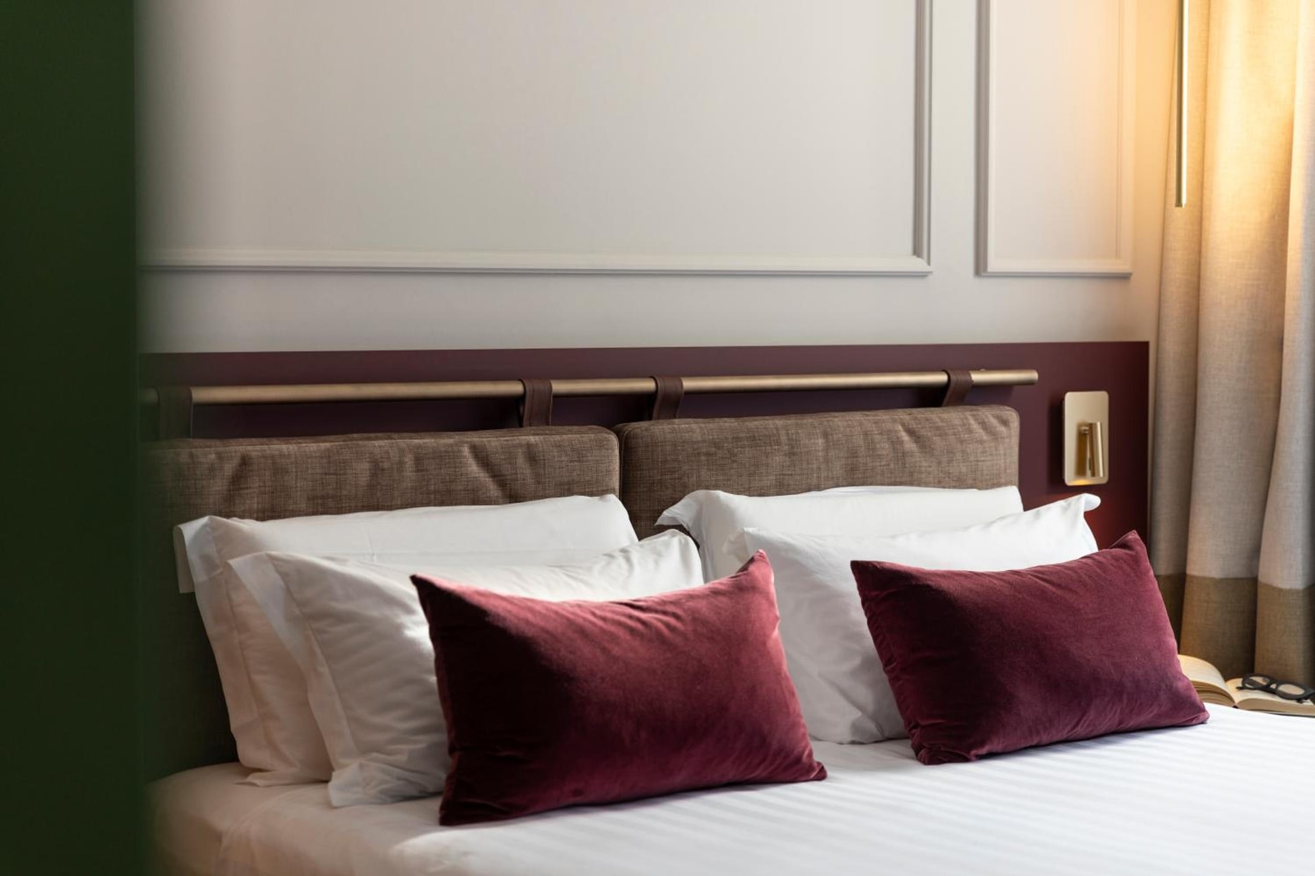 Adoro Hotel