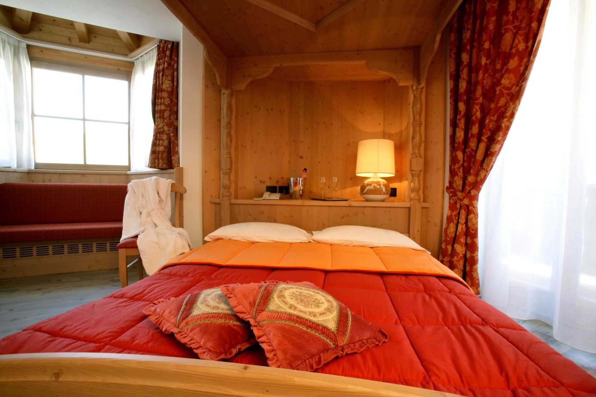 Hotel Garni La Roccia