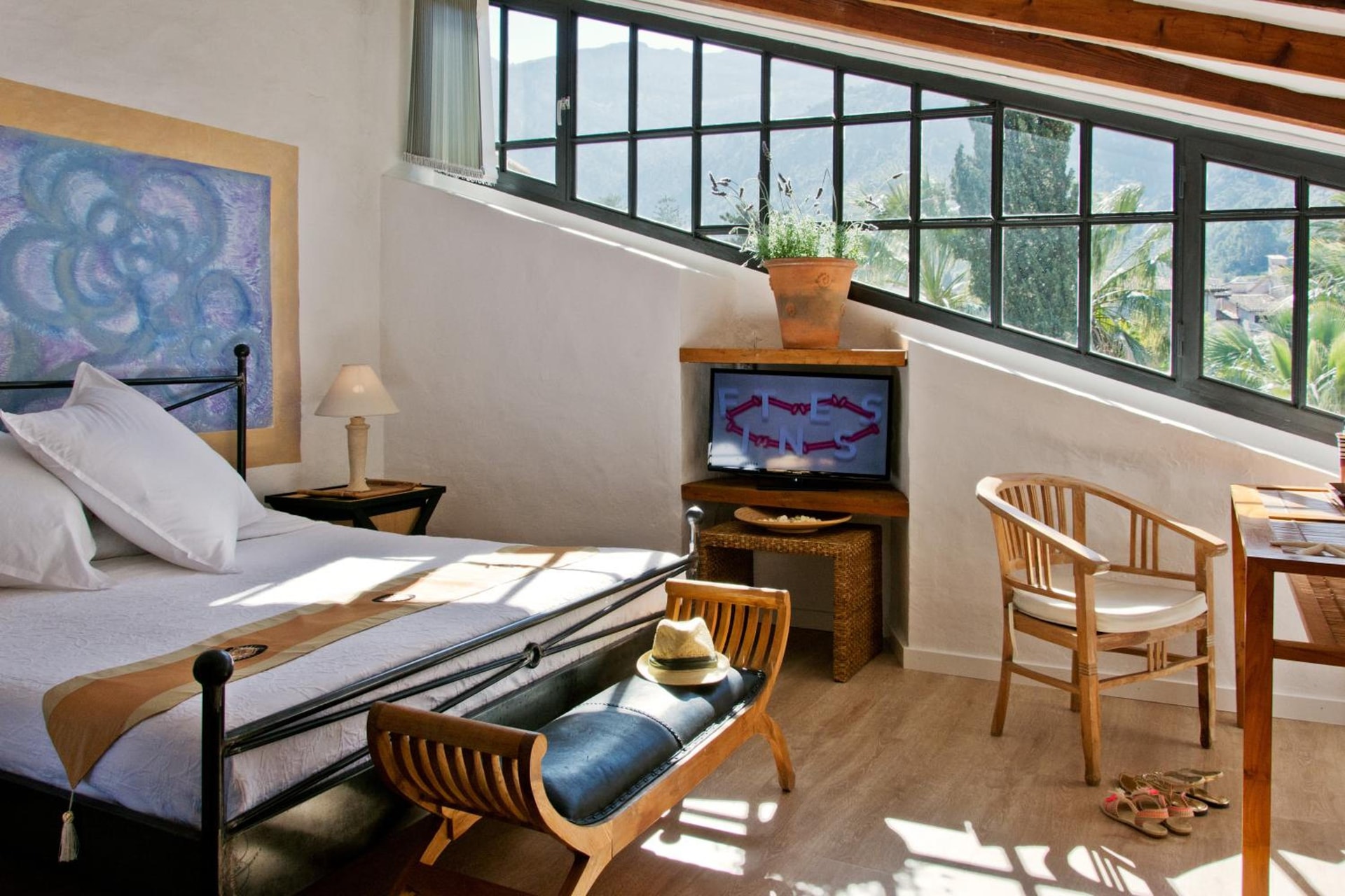 hotel room