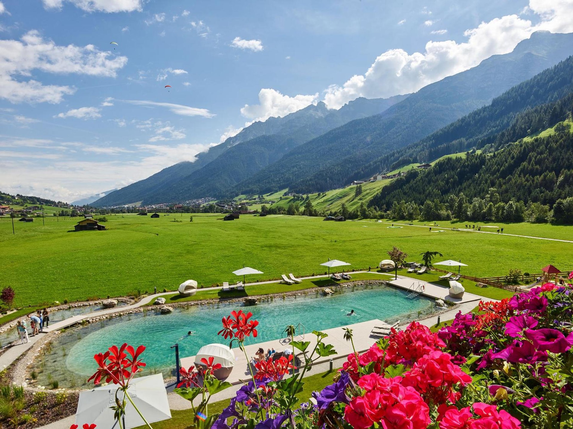 swimming pool