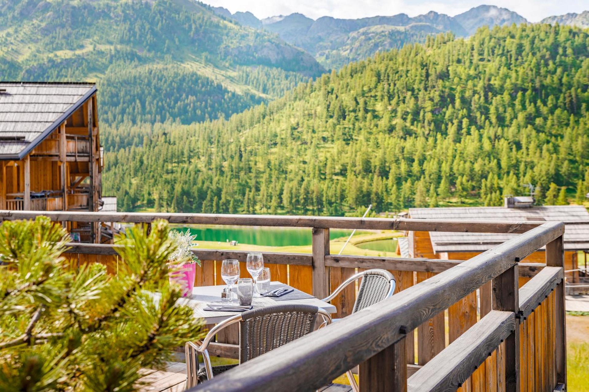 Anova Hotel & Spa