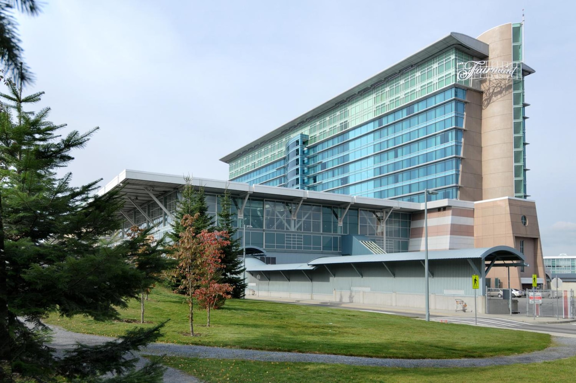 Fairmont Vancouver Airport In-Terminal Hotel