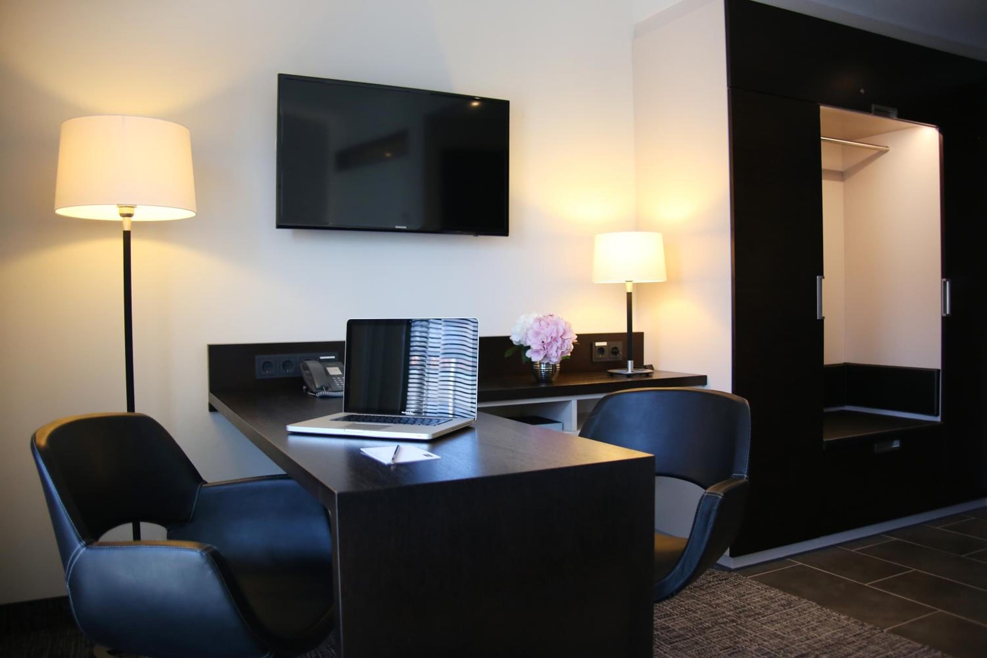 Schiller5 Hotel