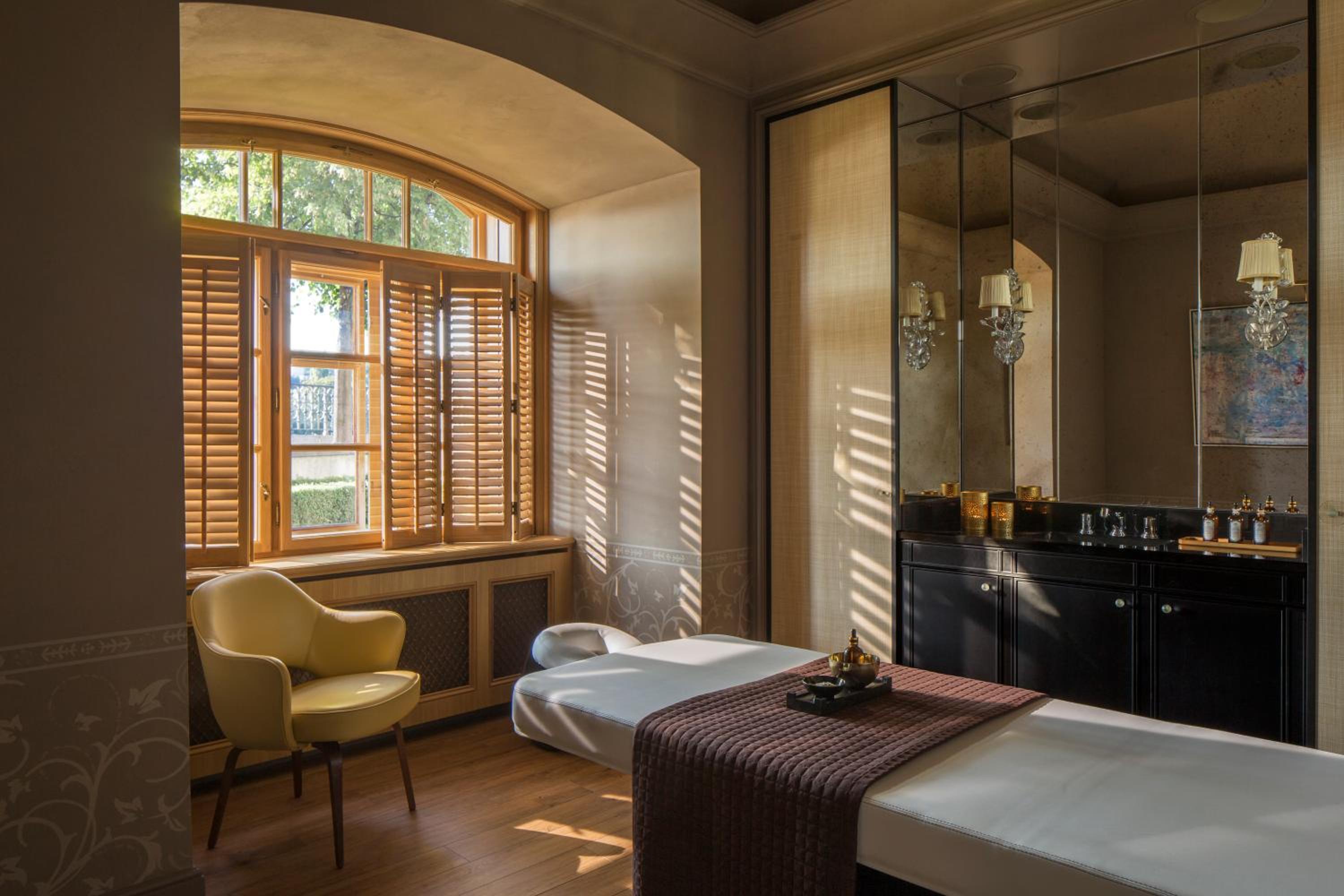 Four Seasons Hotel Prague