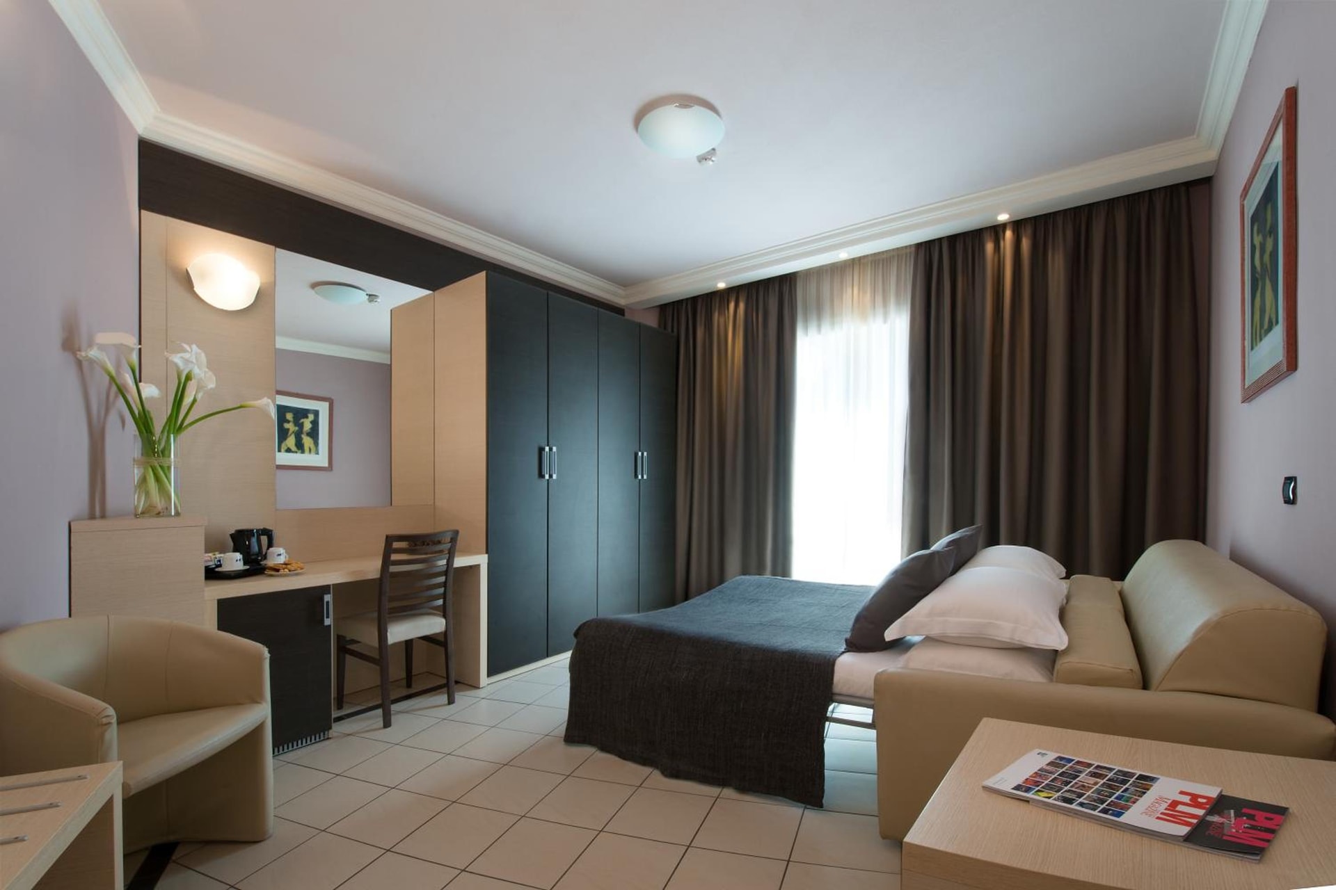 hotel room